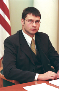 DOMBROVSKISS.PNG (104787 bytes)